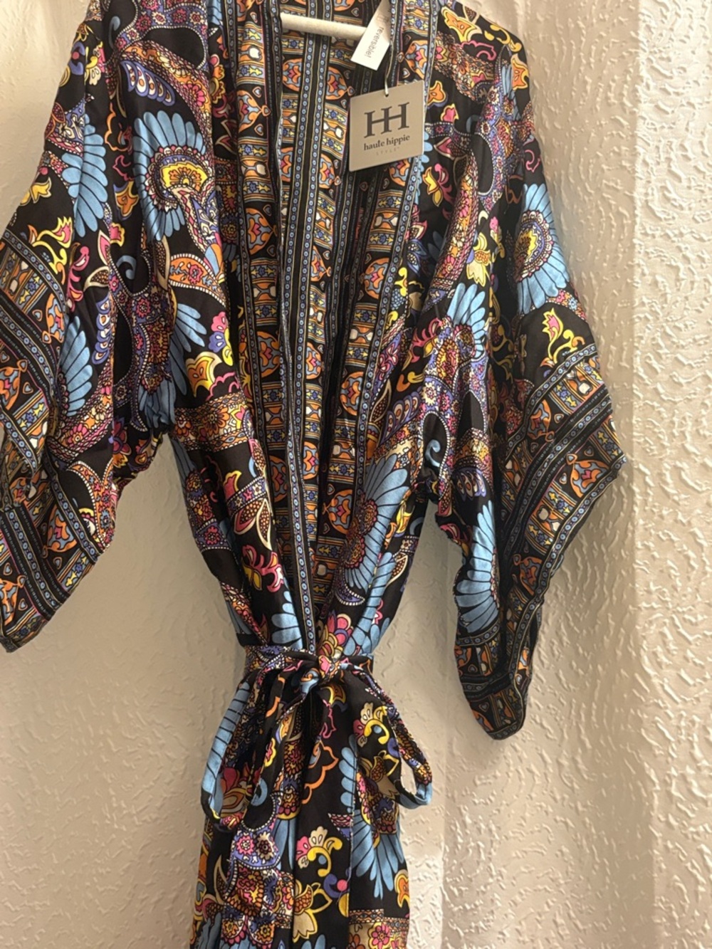 Haute Hippie Black Floral Paisley Kimono Reversible size Large NWTS - Picture 11 of 11